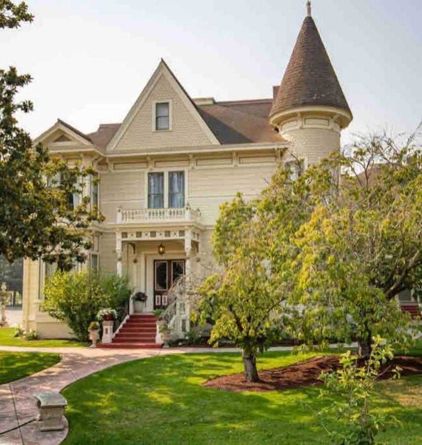 Chateau Coralini Салинас Екстериор снимка